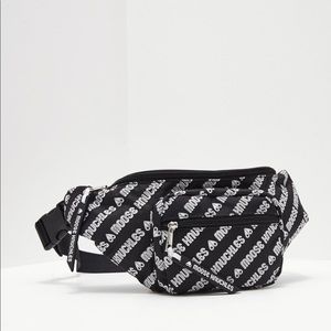 NWT MOOSE KNUCKLES Logo mania hip bag